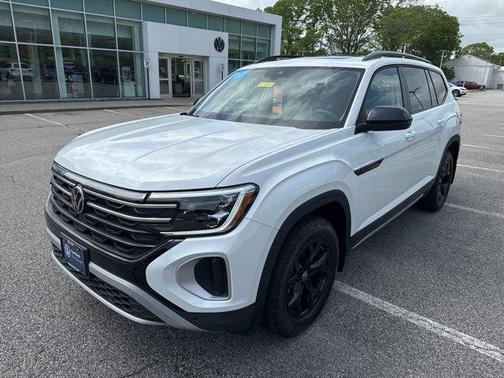 2024 Volkswagen Atlas 2.0T SEL