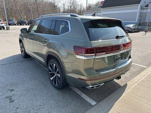 2025 Volkswagen Atlas 2.0T SEL Premium R-Line 4MOTION