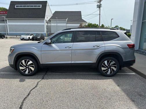 2025 Volkswagen Atlas 2.0T SE w/Technology 4MOTION