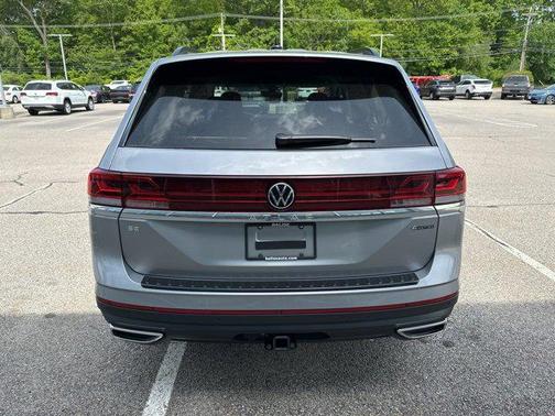 2025 Volkswagen Atlas 2.0T SE w/Technology 4MOTION