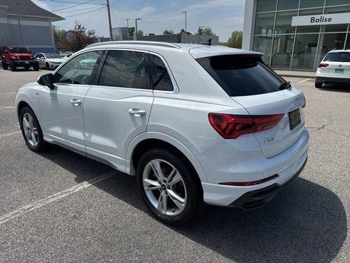 2022 Audi Q3 45 S line Premium Plus