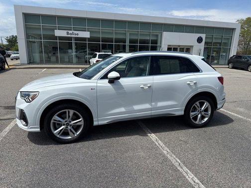 2022 Audi Q3 45 S line Premium Plus