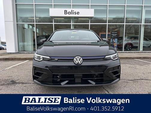 mythos black metallic 2026 Volkswagen Golf R 2.0T DSG