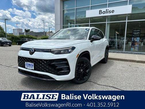 opal white pearl 2026 Volkswagen Tiguan 2.0T SE R-Line Black 4MOTION
