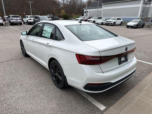 2026 Volkswagen Jetta 1.4T SE