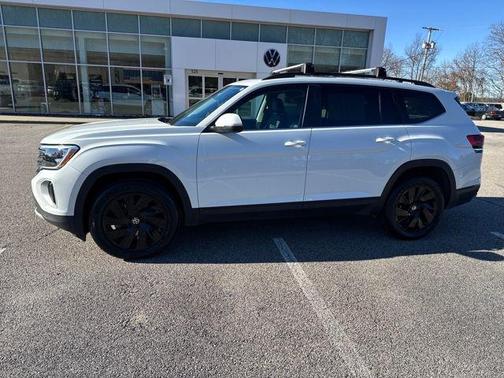 2024 Volkswagen Atlas 2.0T SE w/Technology 4MOTION