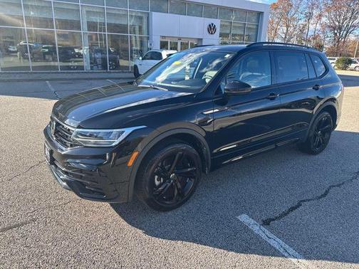 2024 Volkswagen Tiguan 2.0T SE R-Line Black 4MOTION