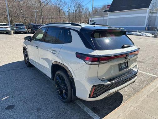 2026 Volkswagen Tiguan 2.0T SE R-Line Black 4MOTION