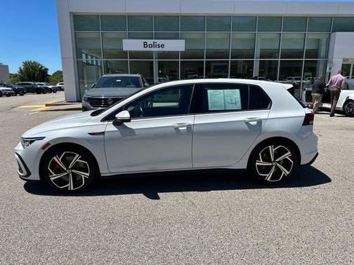 Opal White 2024 Volkswagen Golf GTI 2.0T SE DSG