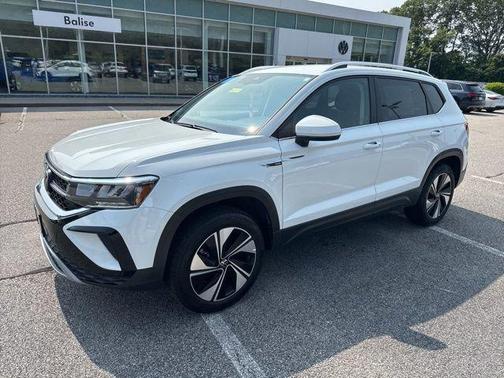 2024 Volkswagen Taos 1.5T SE