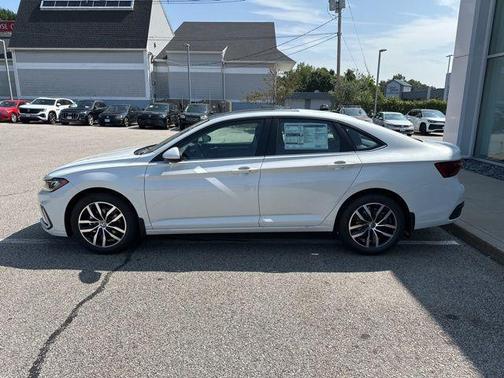 2025 Volkswagen Jetta 1.5T SE