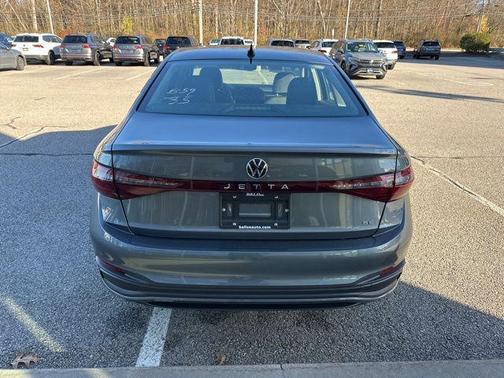 2026 Volkswagen Jetta 1.4T SE