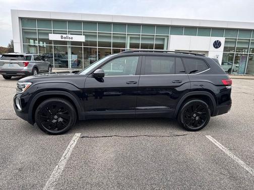 2025 Volkswagen Atlas 2.0T SE w/Technology 4MOTION