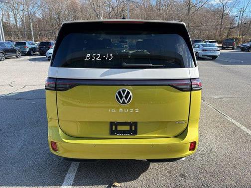 2025 Volkswagen ID. Buzz 1st Edition with 4MOTION