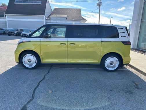 2025 Volkswagen ID. Buzz 1st Edition with 4MOTION