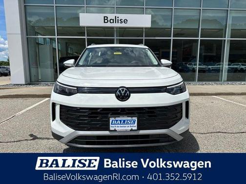 pure white 2026 Volkswagen Tiguan 2.0T SE 4MOTION