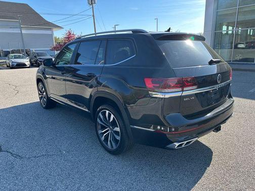 Deep Black Pearl 2021 Volkswagen Atlas 3.6L SEL