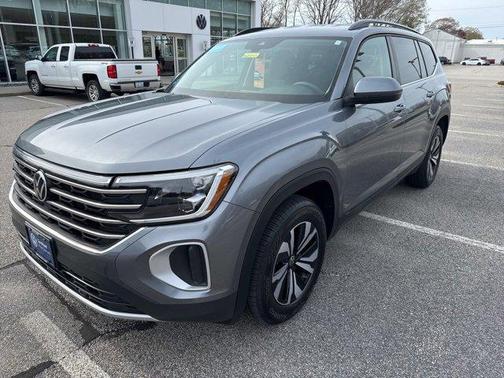 2024 Volkswagen Atlas 2.0T SE