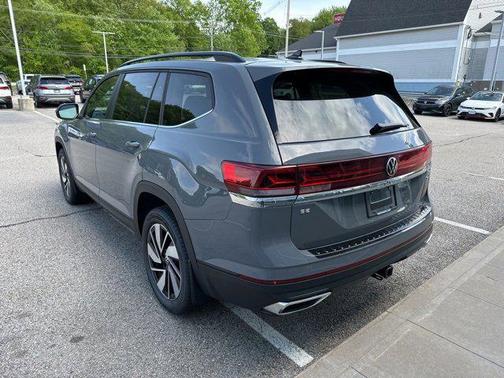 2025 Volkswagen Atlas 2.0T SE w/Technology 4MOTION