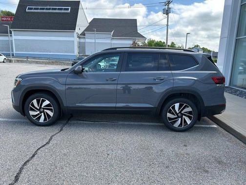 2025 Volkswagen Atlas 2.0T SE w/Technology 4MOTION