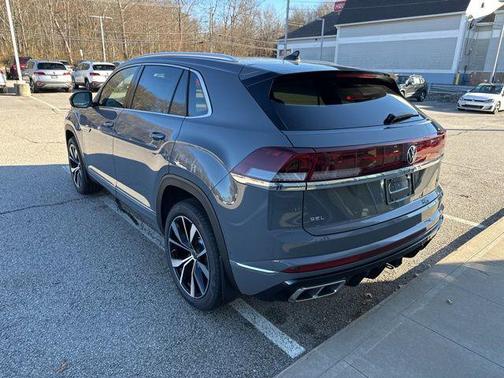 2026 Volkswagen Atlas Cross Sport 2.0T SEL Premium
