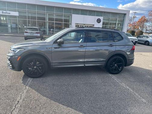 2024 Volkswagen Tiguan 2.0T SE R-Line Black 4MOTION