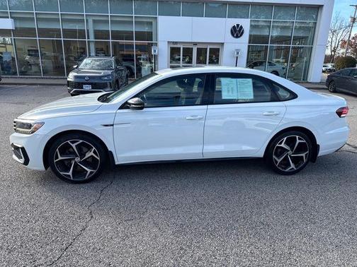 2020 Volkswagen Passat 2.0T R-Line