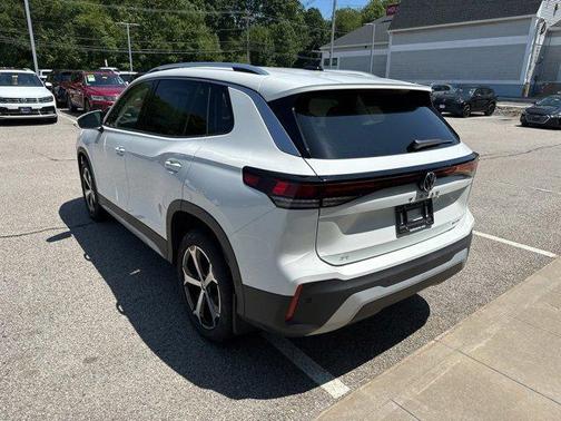 2025 Volkswagen Tiguan 2.0T SE 4MOTION