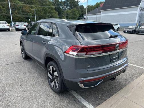 2026 Volkswagen Atlas Cross Sport 2.0T SE w/Technology 4MOTION