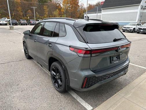 2026 Volkswagen Tiguan 2.0T SE R-Line Black 4MOTION