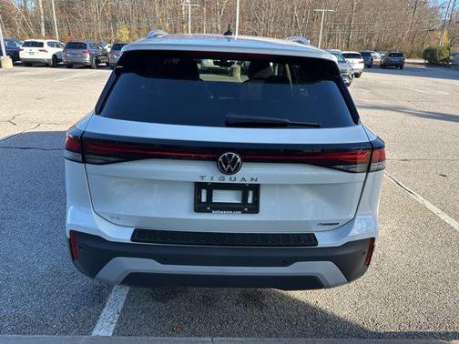 2026 Volkswagen Tiguan 2.0T SE 4MOTION