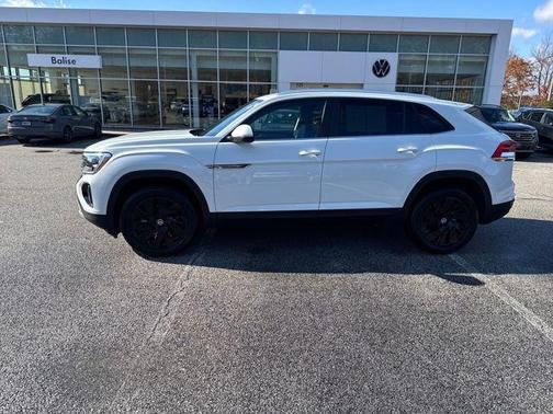 2025 Volkswagen Atlas Cross Sport 2.0T SE w/Technology 4MOTION