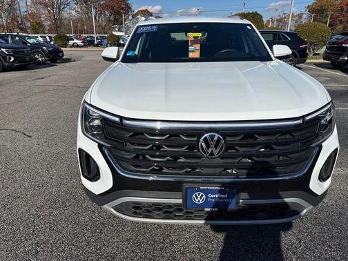 2025 Volkswagen Atlas Cross Sport 2.0T SE w/Technology 4MOTION