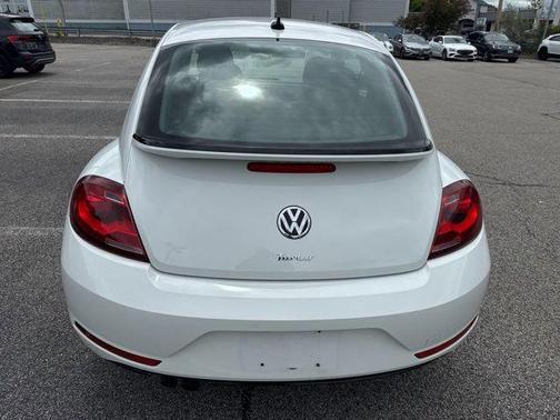 2018 Volkswagen Beetle 2.0T S