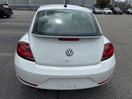 2018 Volkswagen Beetle 2.0T S