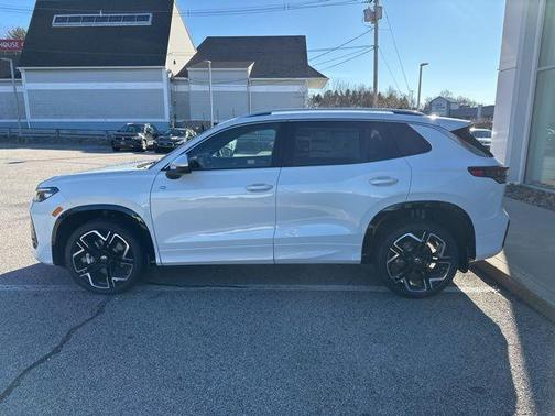 2026 Volkswagen Tiguan 2.0T SEL R-Line 4MOTION