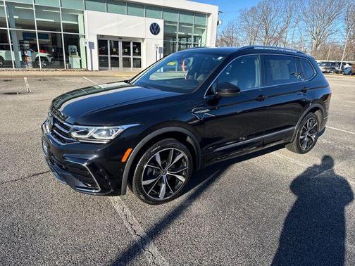 2022 Volkswagen Tiguan 2.0T SEL R-Line 4MOTION