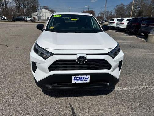 Ice Cap 2023 Toyota RAV4 LE