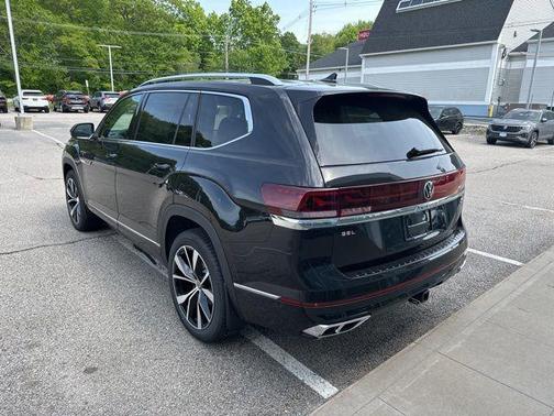 2025 Volkswagen Atlas 2.0T SEL Premium R-Line 4MOTION