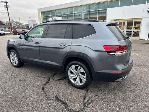 2022 Volkswagen Atlas 2.0T SE w/Technology 4MOTION