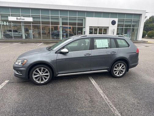 2017 Volkswagen Golf Alltrack TSI SE