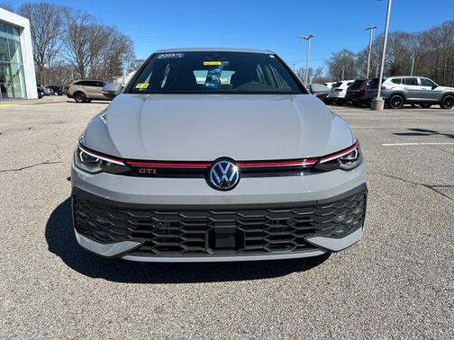 2025 Volkswagen Golf GTI 2.0T S DSG