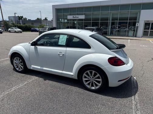 2018 Volkswagen Beetle 2.0T S
