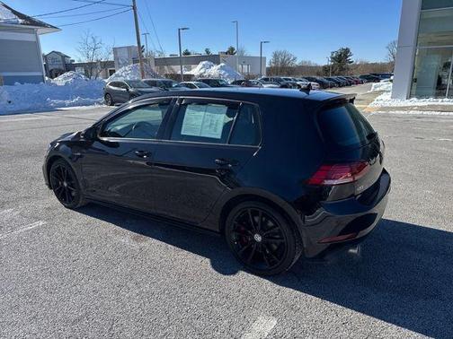2021 Volkswagen Golf GTI 2.0T SE DSG