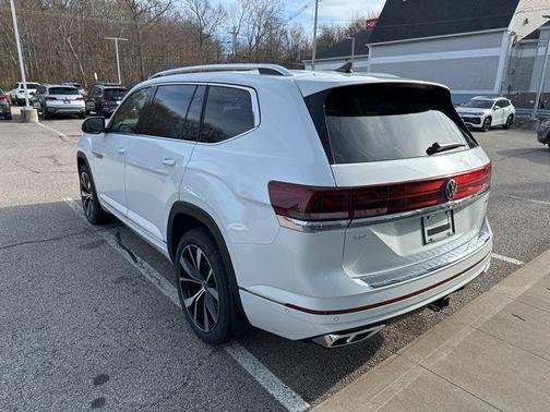 2026 Volkswagen Atlas 2.0T SEL Premium R-Line 4MOTION