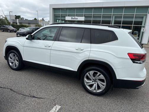 2022 Volkswagen Atlas 2.0T SE w/Technology 4MOTION