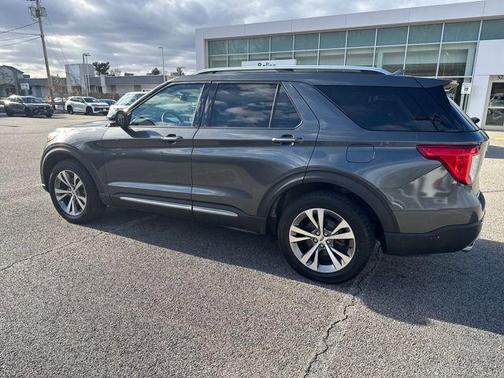 2020 Ford Explorer Platinum