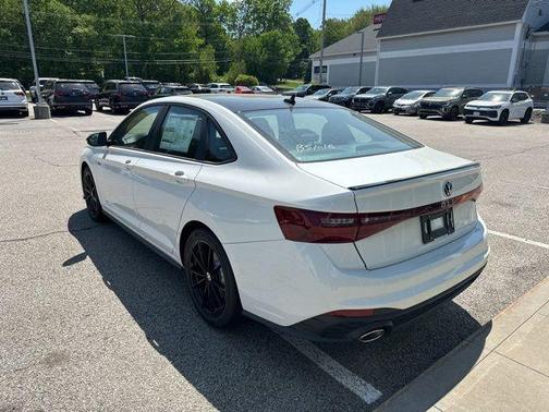 Pure White w/Deep Blk Rf 2026 Volkswagen Jetta GLI 2.0T Autobahn