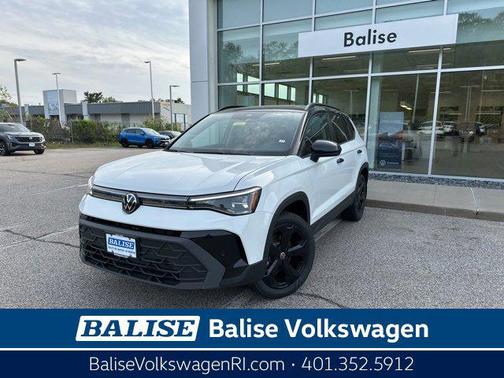 2025 Volkswagen Taos 1.5T SE Black