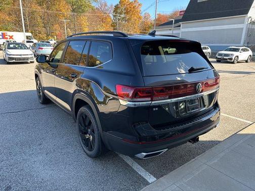 2026 Volkswagen Atlas 2.0T SE w/Technology 4MOTION